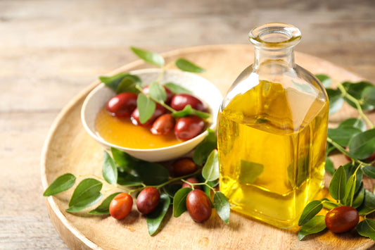 Ultimate Guide to Jojoba Oil: Benefits, Uses & Dermatologist Recommendations